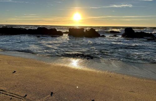 Half Moon Bay Casa | 4300 sq ft Bay Escape, Near Beach, Golf and Trails