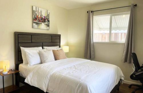 Campbell Casa | 434-Campbell Cozy & Bright 2B/1b/AC/close to Downtown