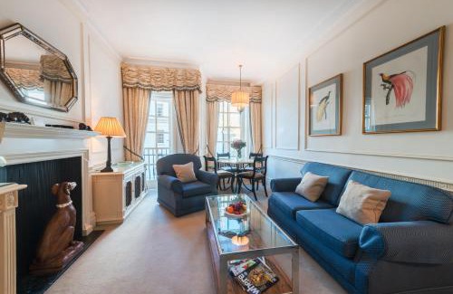 Mayfair Apartamento | 44 Curzon Street by Mansley