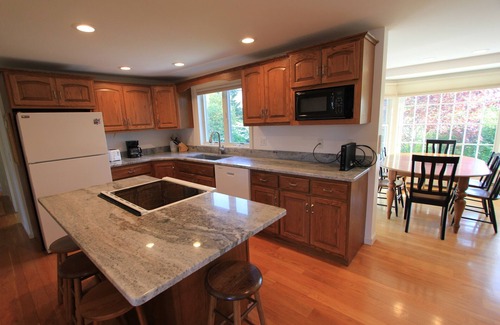 Sandwich Casa | 44 Dillingham- Pet-Friendly 4BR Home, .5 mile to Beach, Near Dining & Shopping