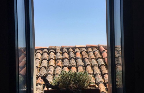 Castellabate Historic Centre Casa | 44 Steps Holiday Home - terrace with sea view, equipped kitchen, desk with wifi