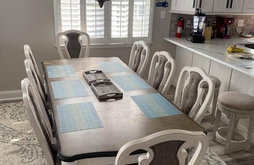 Dennisville Casa | 4426 Venicean Road North
