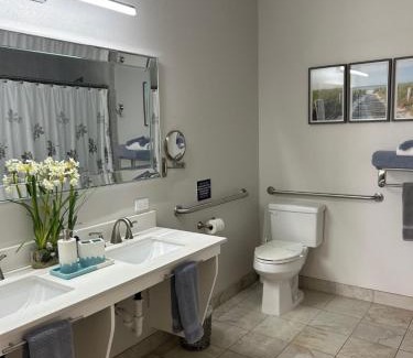 Oceano Casa | 444 Pier Avenue #405