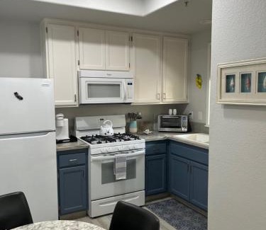 Oceano Casa | 444 Pier Avenue #405