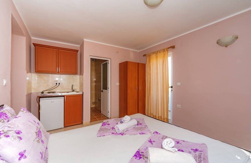Bregvija Apartamento | 45 m² Apartamento ∙ 1 habitación ∙ 5 huéspedes