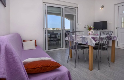 Rogoznica Apartamento | 45 m² Apartamento ∙ 2 habitaciones ∙ 5 huéspedes