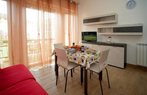 Albenga Apartamento | 450 mt dal mare e Posto Auto - Relax per Sei