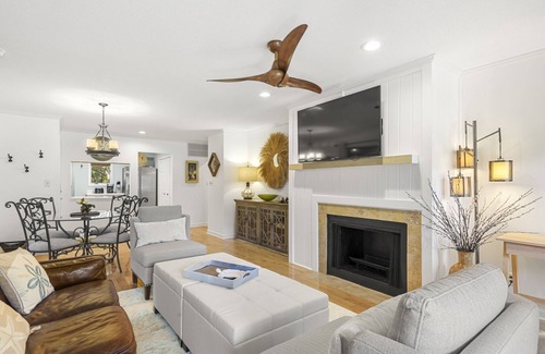 Kiawah Island Condominio | 4513 Parkside: Dogs OK, 2BR, Deck & Screened Porch