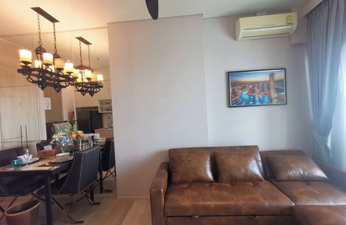 Na Chom Thian Condominio | Veranda Pattaya282 Gran cielo, vistas al mar y a la montaña, playa privada -TV4K Netflix