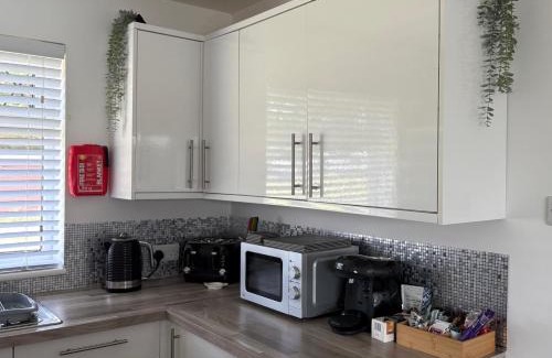 Scurlage Casa | 46 Gower Holiday Village
