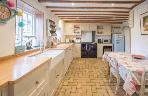 Woodbridge Casa | 46 Ivy Cottage, Easton