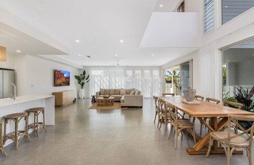 Golden Beach Casa | 47 Theresa Street Golden Beach