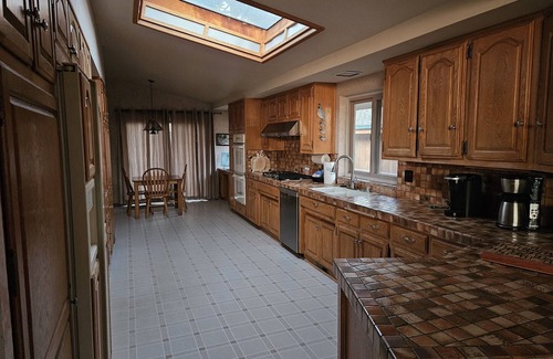 San Simeon Casa | 4757 Windsor Blvd. Seaclift Estates