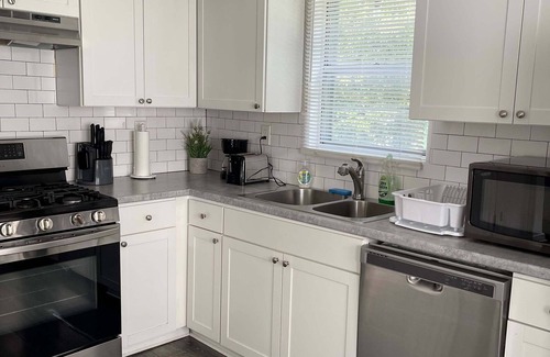 Crestwood South Casa | 47th Place Forest Park