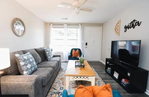 Crestwood South Casa | 47th Place Forest Park