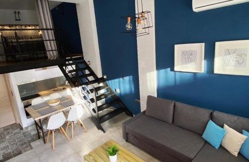Nea Peramos Apartamento | 48 Downtown Lofts