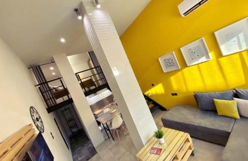 Nea Peramos Apartamento | 48 Downtown Lofts