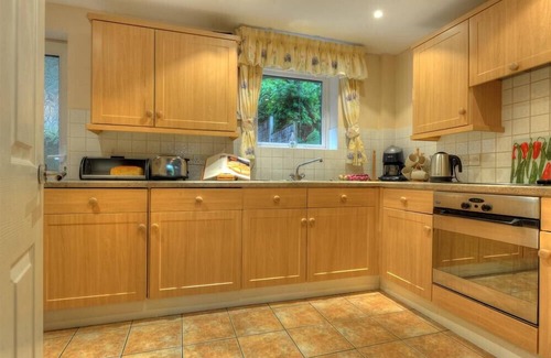Charmouth Casa | 48 FERNHILL HEIGHTS, pet friendly in Charmouth