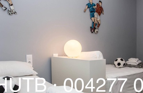 La Maternitat i Sant Ramon Apartamento | 48. Futbol G22 Apartment