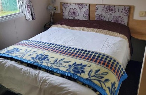 Alford Otro | 48 Oak Village Grange Leisure Park
