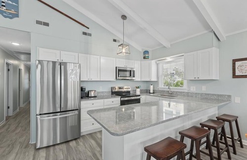 South Nags Head Casa | 486 - South Nags Head Ocean Side Rental Home con espacioso interior