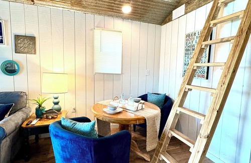 Quinlan Cabina | #49 Cozy Lake Front Cabin w/AC, WiFi & Breathtaking Views! Marina w/Free Fishing