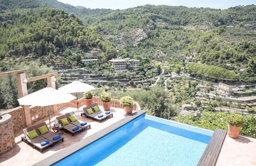 Deia Villa | 490 m² Villa ∙ 4 habitaciones ∙ 8 huéspedes