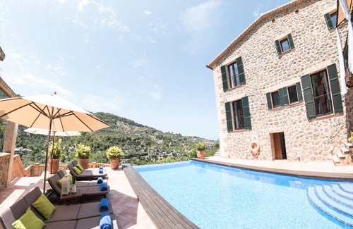 Deia Villa | 490 m² Villa ∙ 4 habitaciones ∙ 8 huéspedes