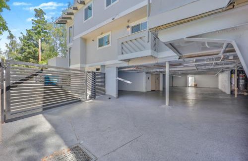 Menlo Park Apartamento | 495 - Upscale Home with AC and Patio near Meta and Stanford