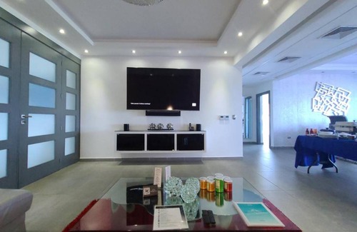 Montellano Villa | 496 m² Villa ∙ 12 habitaciones ∙ 24 personas