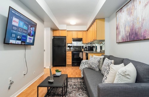 Churchill Meadows Apartamento | 4975 Southampton Drive