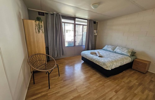Kambalda Apartamento | 4B Kambalda Apartment