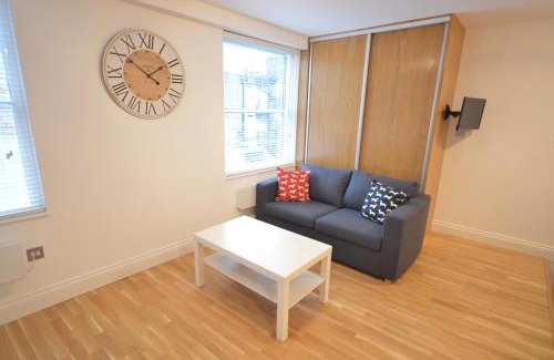 Soho Apartamento | 4B Soho Studios 4th floor by Indigo Flats