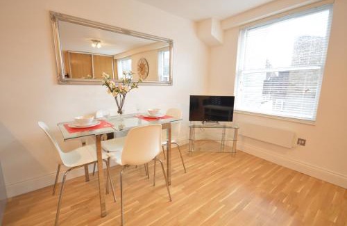 Soho Apartamento | 4B Soho Studios 4th floor by Indigo Flats