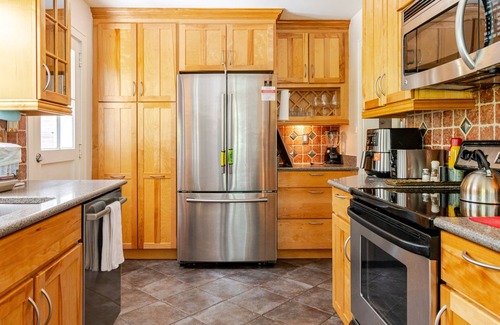 Arlington Casa | 4BA Extra Spacious!King Bed!Spacious Parking!