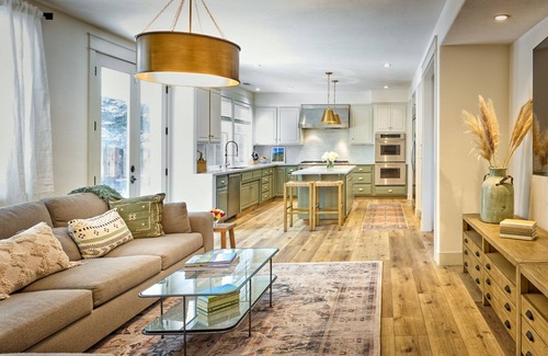 Santa Rosa Casa | 4BD/4BA Heated Pool+Spa+BBQ: 11min Healdsburg & Alexander Valley