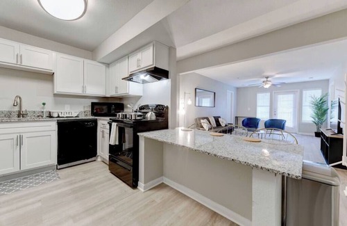 Pleasant Valley Apartamento | 4Bd/Br Close to Everything