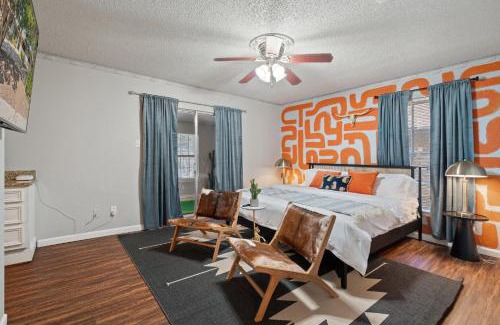 Irving Casa | 4bd Near Airport & Downtown - Volleyball - Games