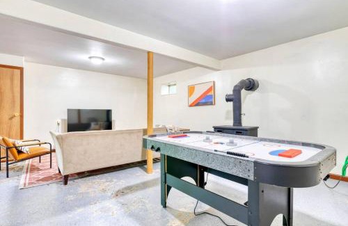 Lake Ariel Casa | 4BDR Hot Tub Game Room
