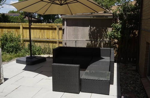 Harvey Park Casa | 4bed/2ba w private patio