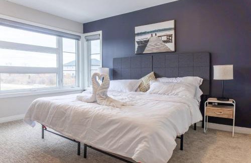 Niagara Falls Casa | 4bed25 Bathbrand Newniagara Fallssleeps12