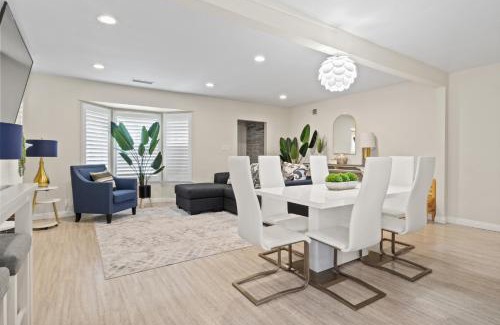 Lynwood Casa | 4BR-2B Near LAX, SoFi, & Disney