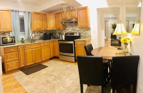 Quincy Apartamento | 4BR WOLLASTON BEACH / 15 min a Boston NICE & NEW & SAFE & QUITE LOCATION