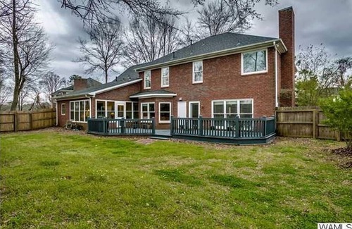 Taylorville Casa | 4BR 3. 5BA 3400 ft2 en casa con un corto viaje al campus