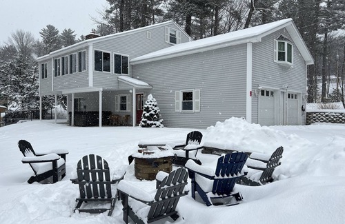 Alton Bay Casa | 5BR/3.5BA-Private Beach-Hot Tub