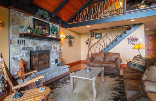 Young Harris Cabina | 4BR, 3.5BA, firepit, game room