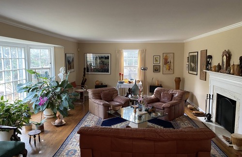 Evanston Casa | 4BR/3/BA 2 story home great location, Northwestern U, top neighborhood.