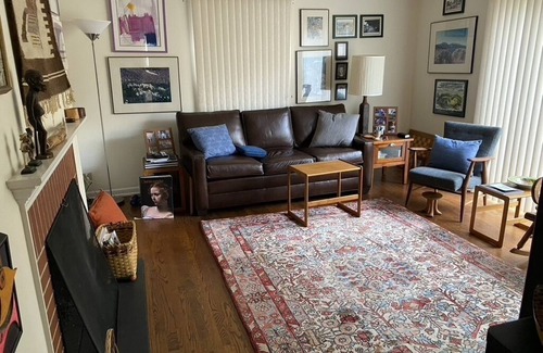 Evanston Casa | 4Br, 3BA, home Evanston, IL, near Northwestern Univ, fully furnished, equipped