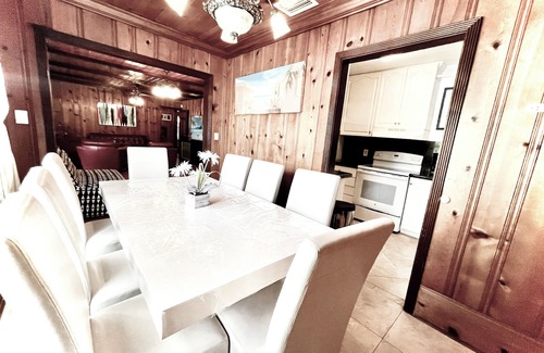 Downtown Hollywood Casa | 4BR, 4BA House Beach, Entertainment, Nightlife