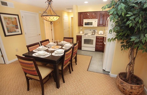 Williamsburg Casa | 4BR / 4BA, tiene capacidad para 12. Williamsburg Plantation Resort: verano 2019